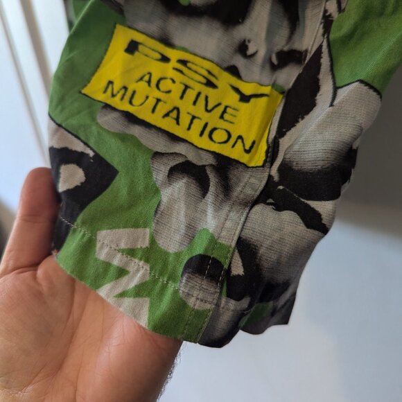 PERKS AND MINI - Collage short sleeve shirt - Sz S - Picture 3 of 7